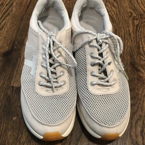 TOMS Women's Arroyo women sneakers gray and baby blue size 8.5 - Picture 4 of 11